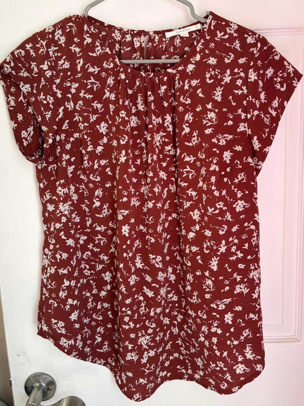 Women’s Burgundy Floral Short-Sleeve Blouse